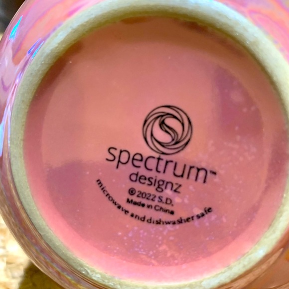 Iridescent Valentine’s Heart Mug - Picture 4 of 4